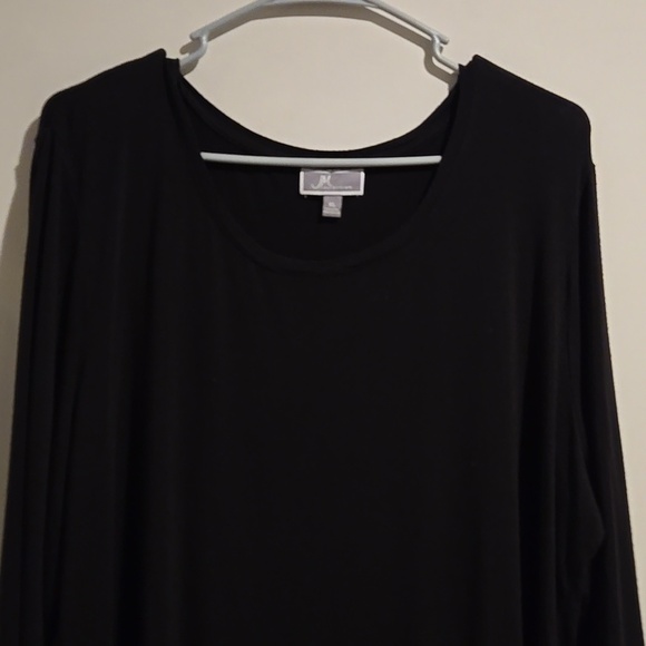 JM Collection black top. Size XL. - Picture 2 of 6